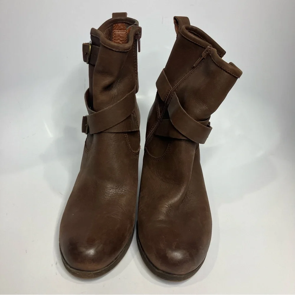 Lucky Brand Orenzo brown leather boots block heel buckle women’s size 8.5 trendy